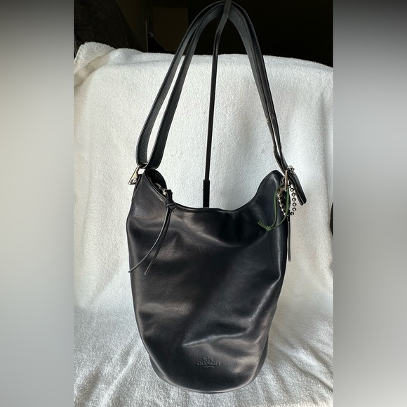 Coach Handbags - Authentic Vintage Coach Duffle Leather Dark Navy Handbag